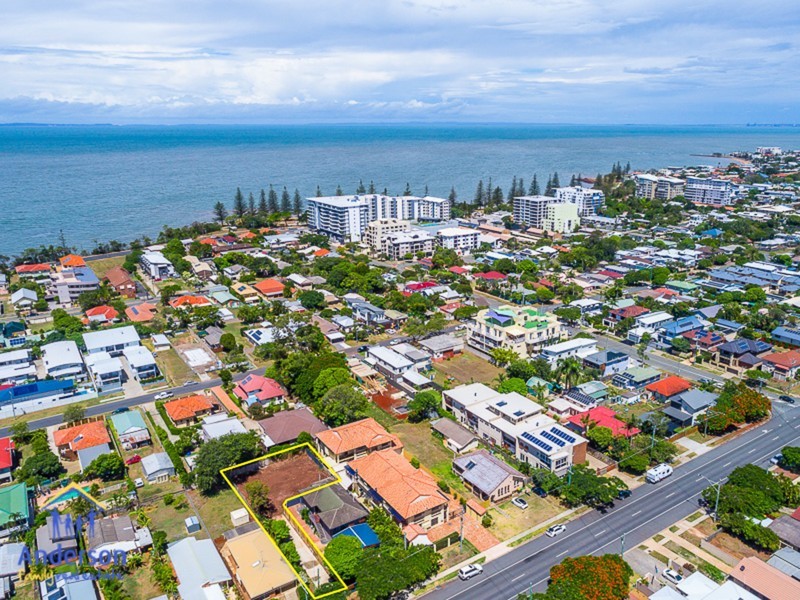 402 B. Scarborough Road, Scarborough QLD 4020
