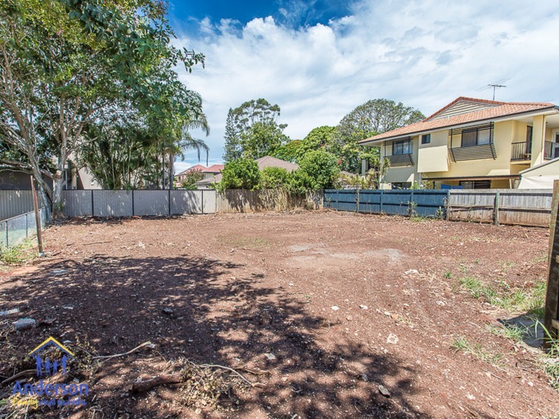 402 B. Scarborough Road, Scarborough QLD 4020