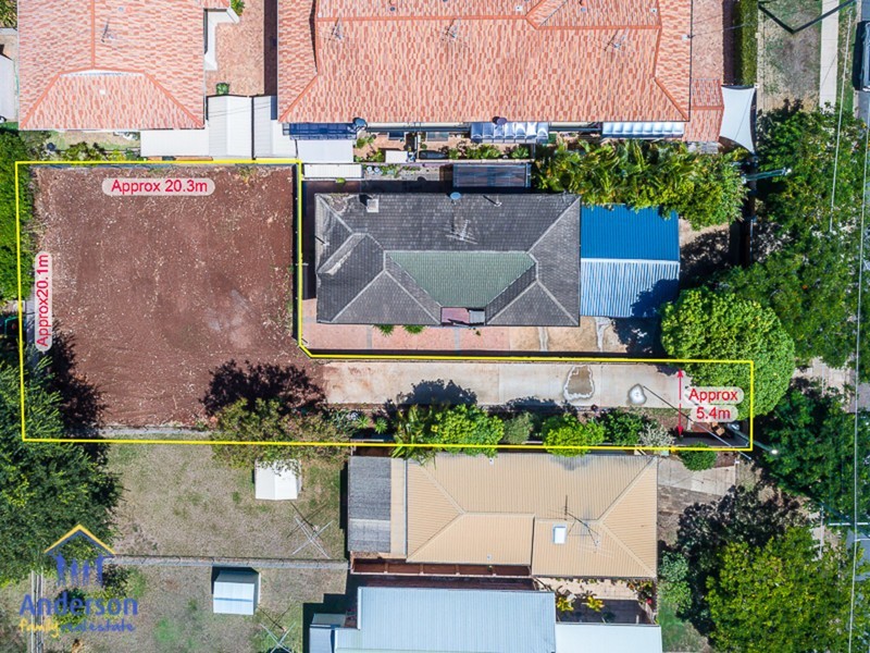 402 B. Scarborough Road, Scarborough QLD 4020