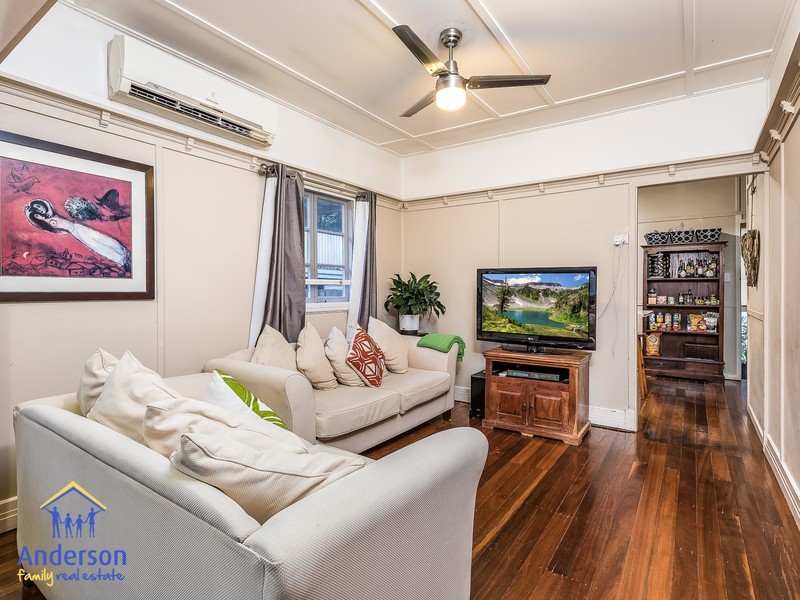 31 Sutton Avenue, Sandgate QLD 4017