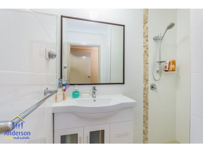 5/124 Hornibrook Esplanade, Clontarf QLD 4019