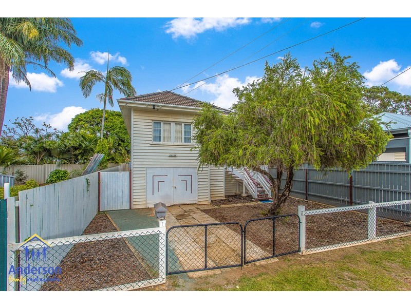 1 Frank Street, Scarborough QLD 4020