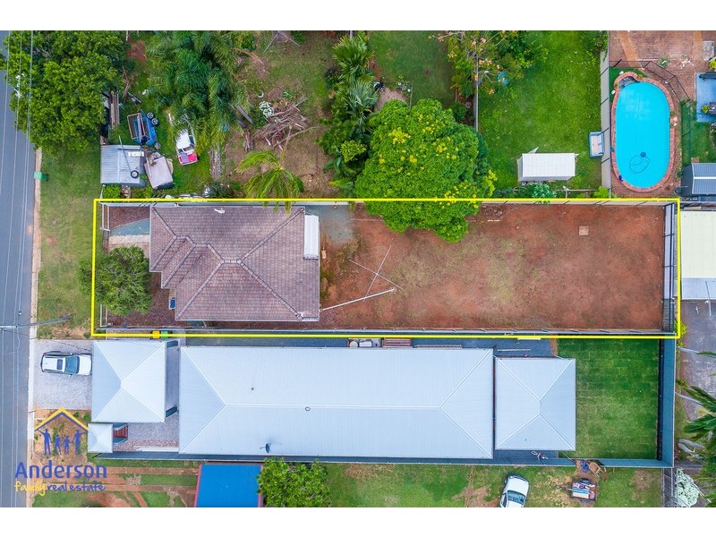 1 Frank Street, Scarborough QLD 4020