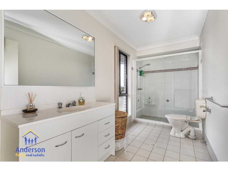 104 Mariner Boulevard, Deception Bay QLD 4508