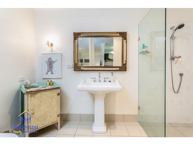 5 Illaroo Street, Brighton QLD 4017