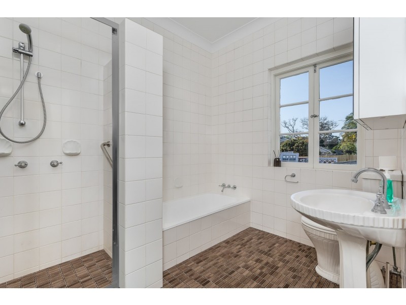 2/217 Kirby Road, Aspley QLD 4034