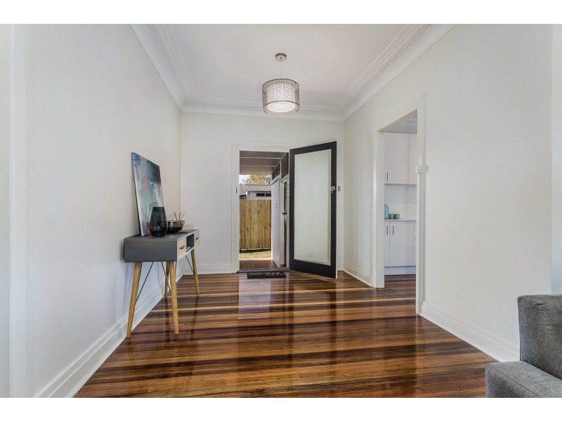 2/217 Kirby Road, Aspley QLD 4034