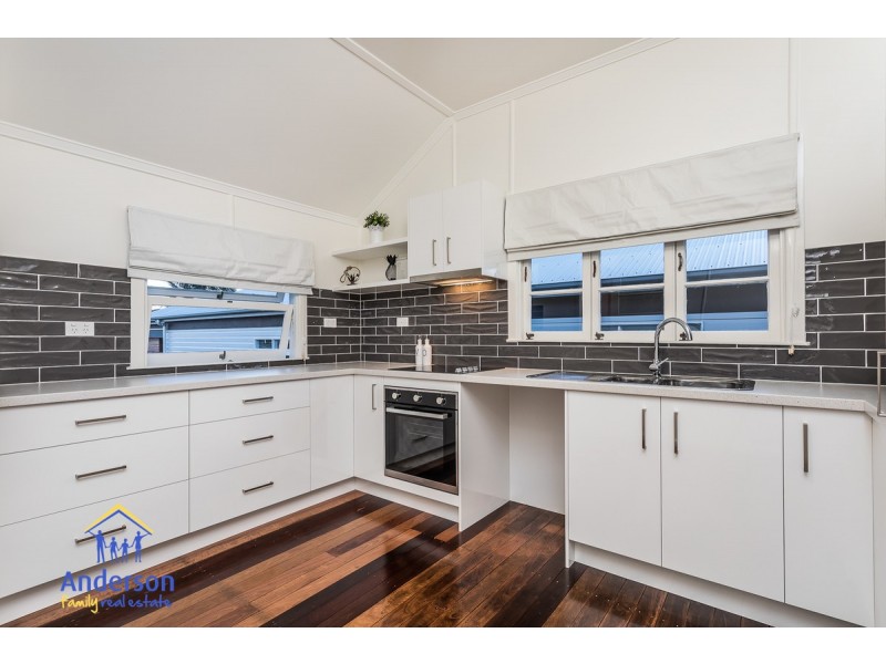 1 Frank Street, Scarborough QLD 4020