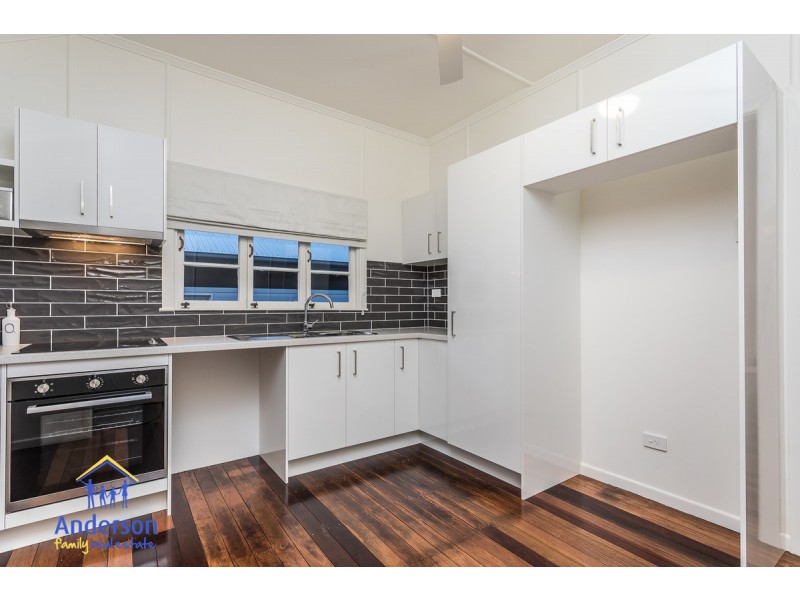 1 Frank Street, Scarborough QLD 4020