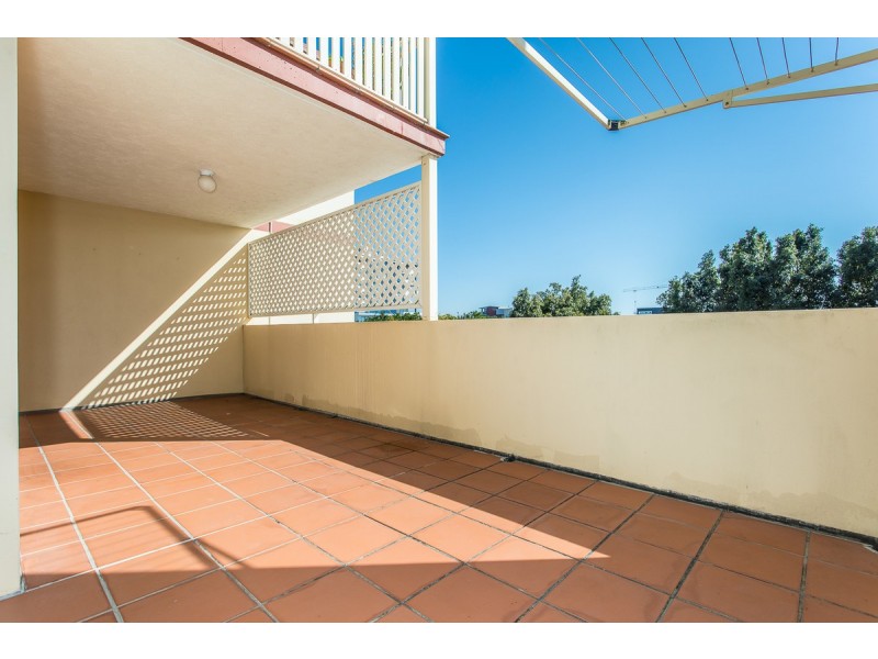 4/119 Meemar Street, Chermside QLD 4032