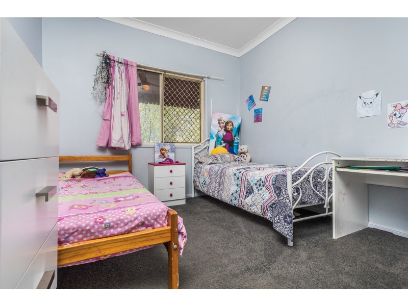 9 Valencia Crt, Eatons Hill QLD 4037