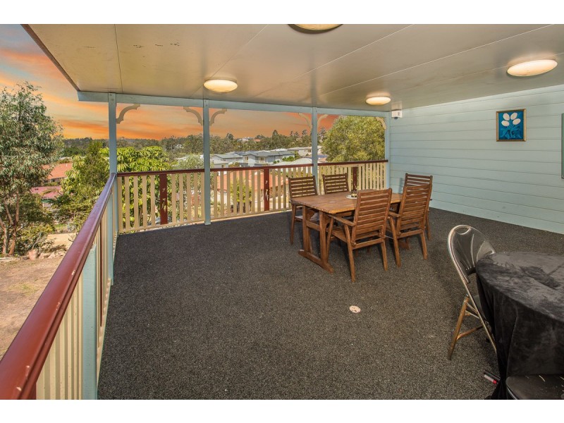 9 Valencia Crt, Eatons Hill QLD 4037