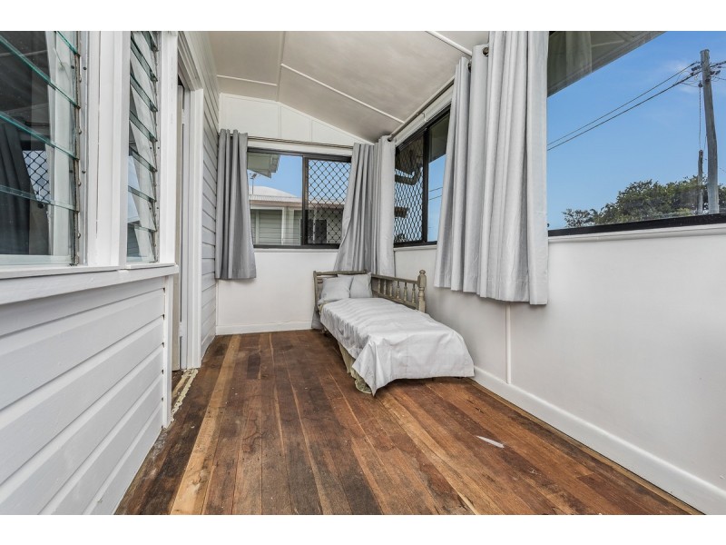 7 Spitfire Avenue, Strathpine QLD 4500