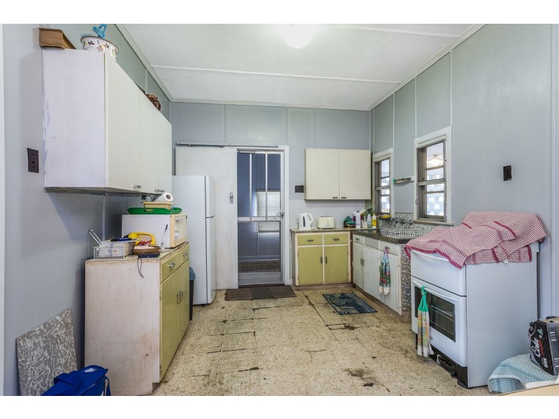 7 Spitfire Avenue, Strathpine QLD 4500