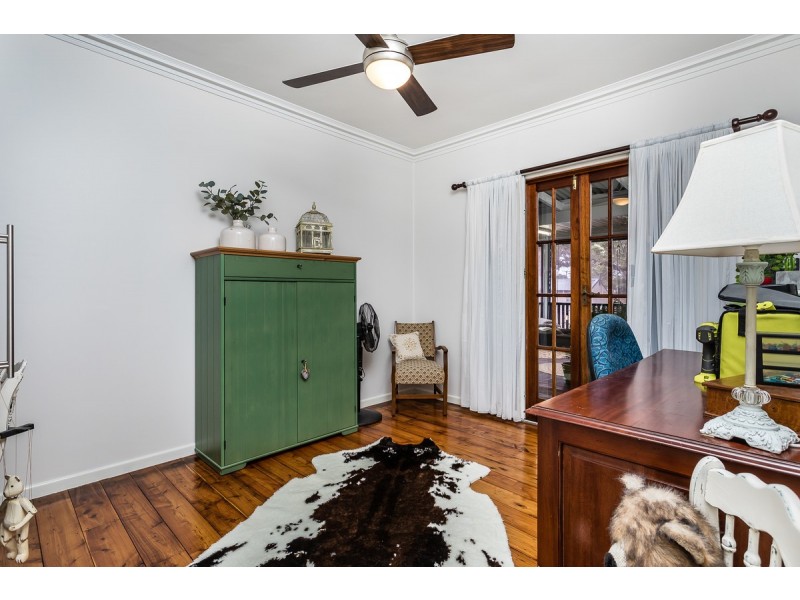 25 Douglas Street, Brighton QLD 4017