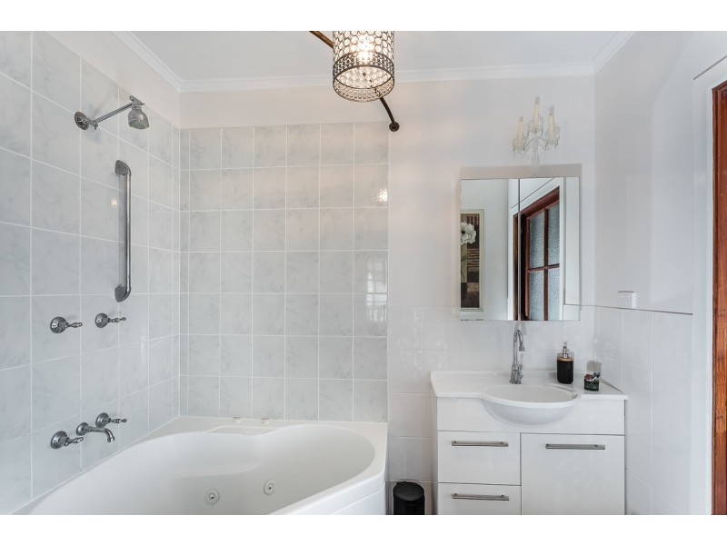 25 Douglas Street, Brighton QLD 4017