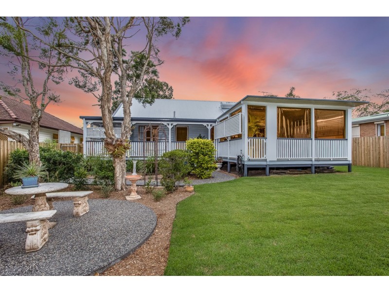 25 Douglas Street, Brighton QLD 4017