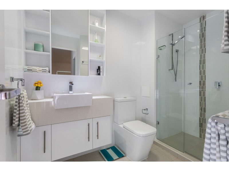 53/80 Hornibrook Esplanade, Clontarf QLD 4019