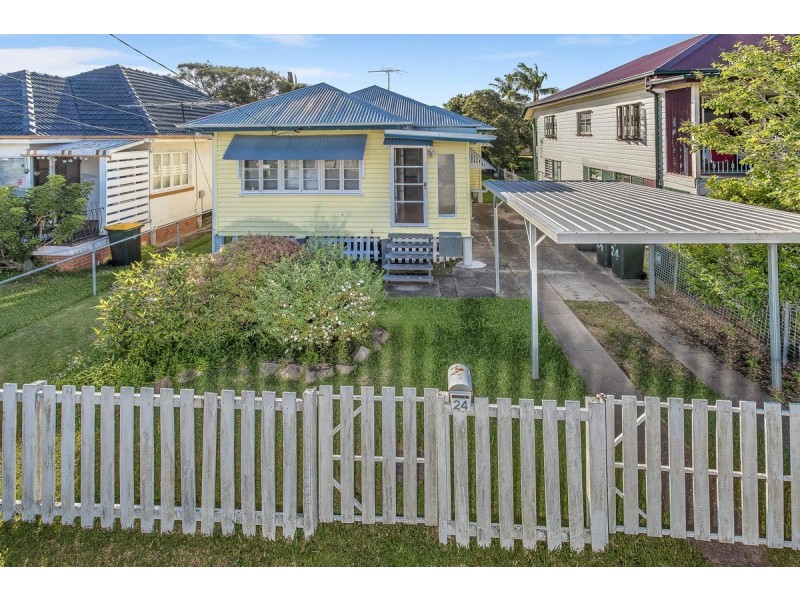 24 Norman Street, Deagon QLD 4017