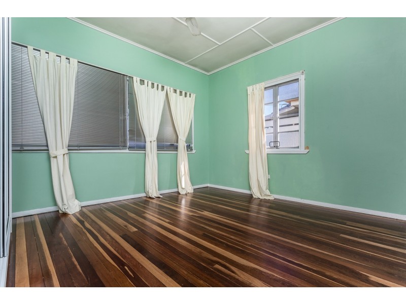 24 Norman Street, Deagon QLD 4017