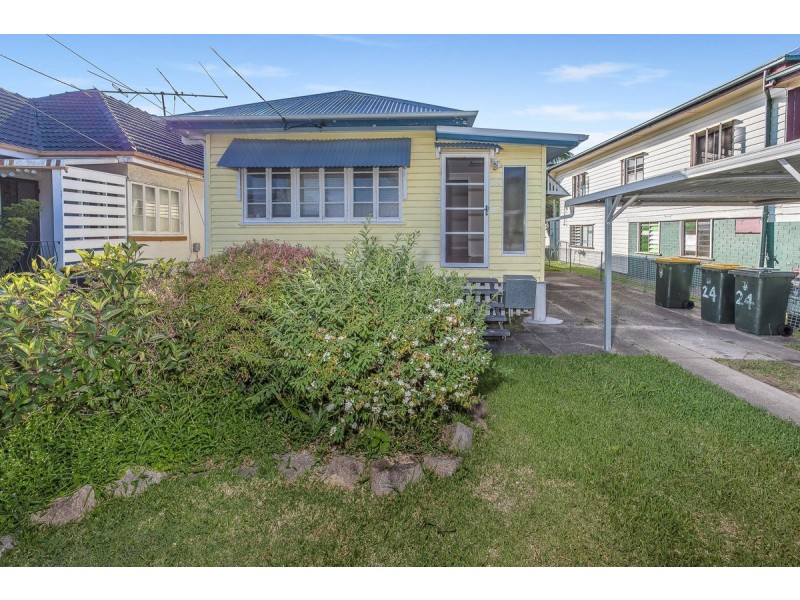 24 Norman Street, Deagon QLD 4017
