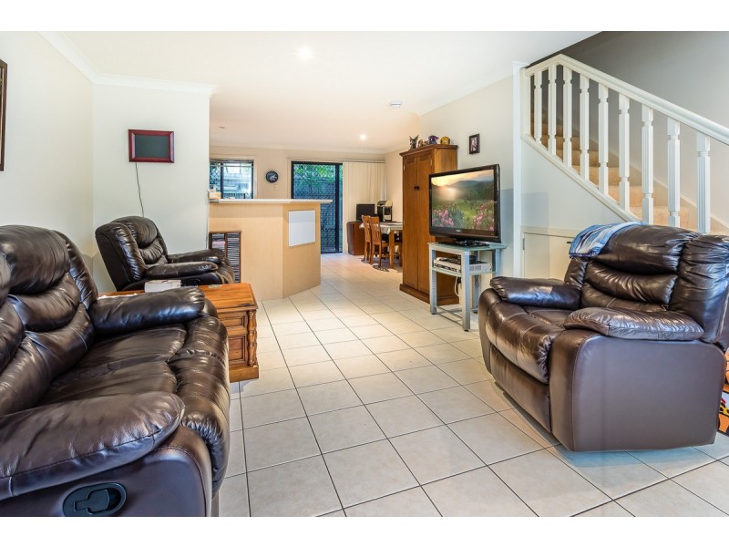 2/8 Langdon Avenue, Margate QLD 4019