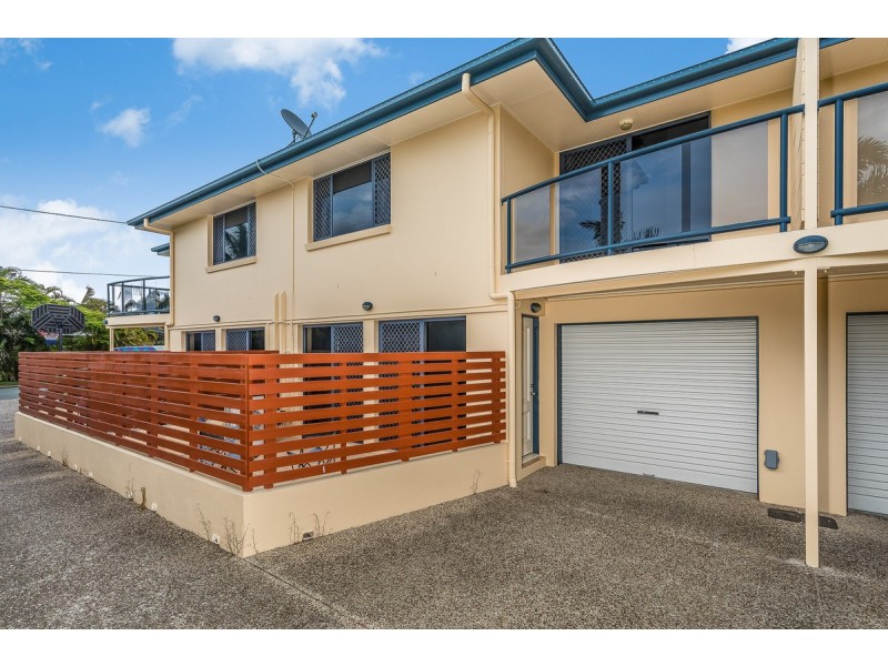 2/8 Langdon Avenue, Margate QLD 4019