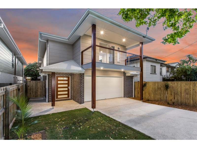 19A McLennan Street, Woody Point QLD 4019