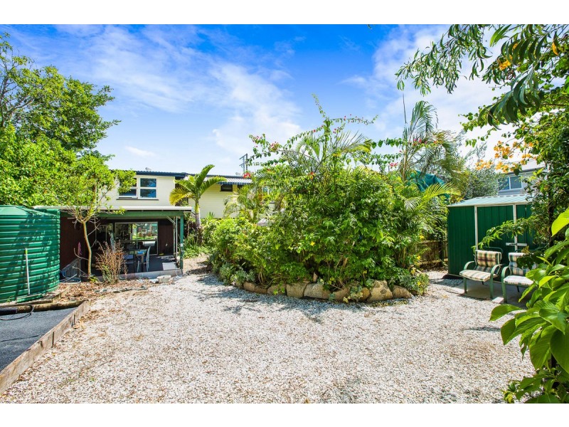 13 Baringa Street, Clontarf QLD 4019