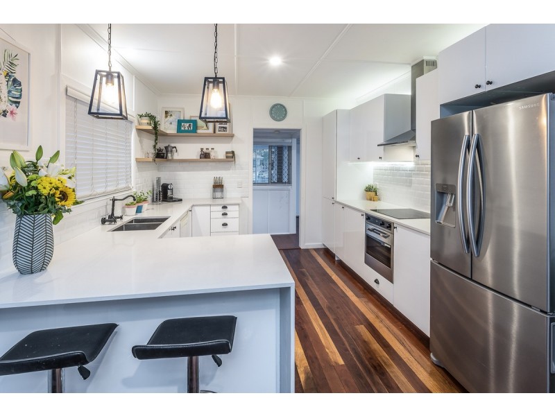 10 Scott Street, Deagon QLD 4017