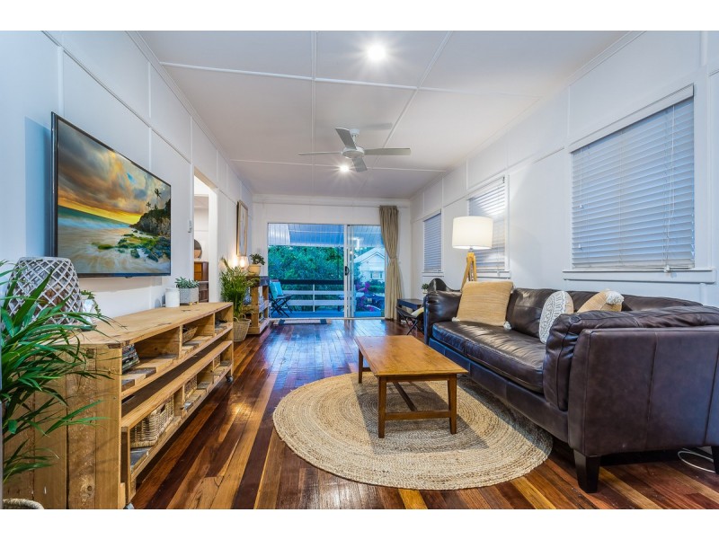 10 Scott Street, Deagon QLD 4017