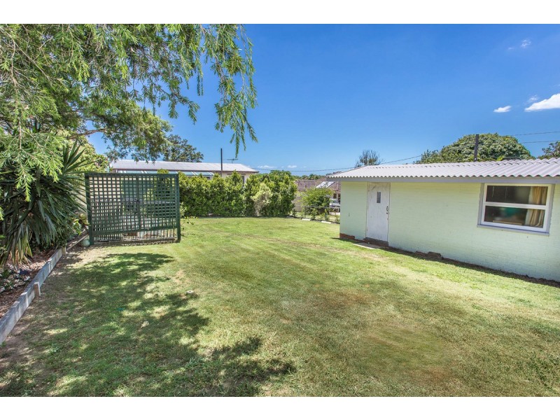 16 Speight Street, Brighton QLD 4017