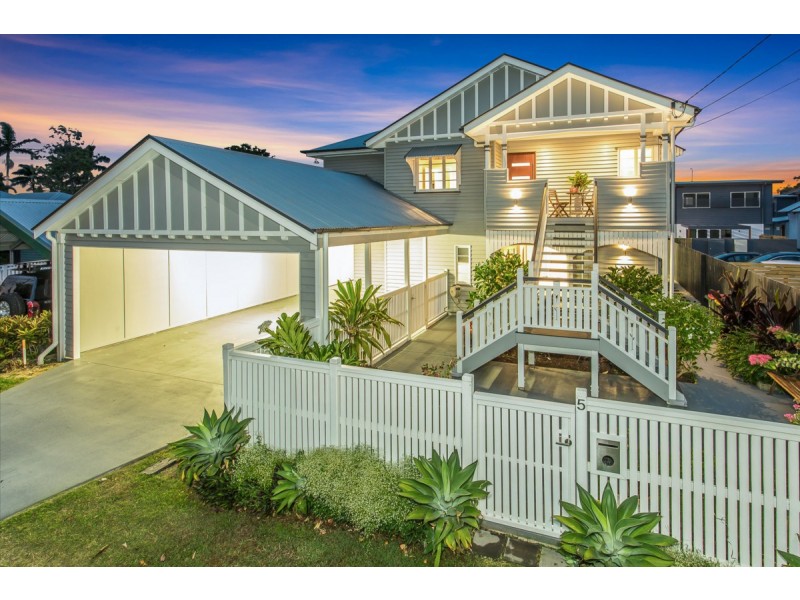 5 Twenty Third Avenue, Brighton QLD 4017