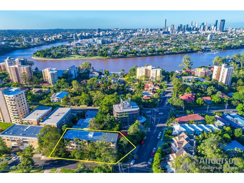 8/63 Ryans Road, St Lucia QLD 4067