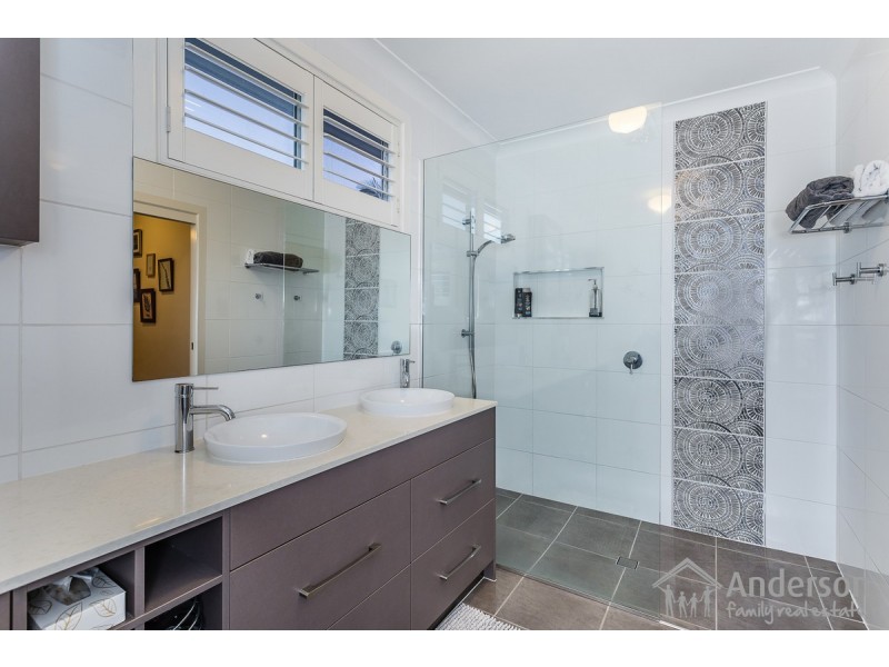22 View Street, Woody Point QLD 4019