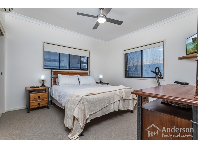 2/145 Northcote Street, Brighton QLD 4017