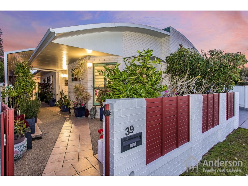 39 Donkin Street, Scarborough QLD 4020