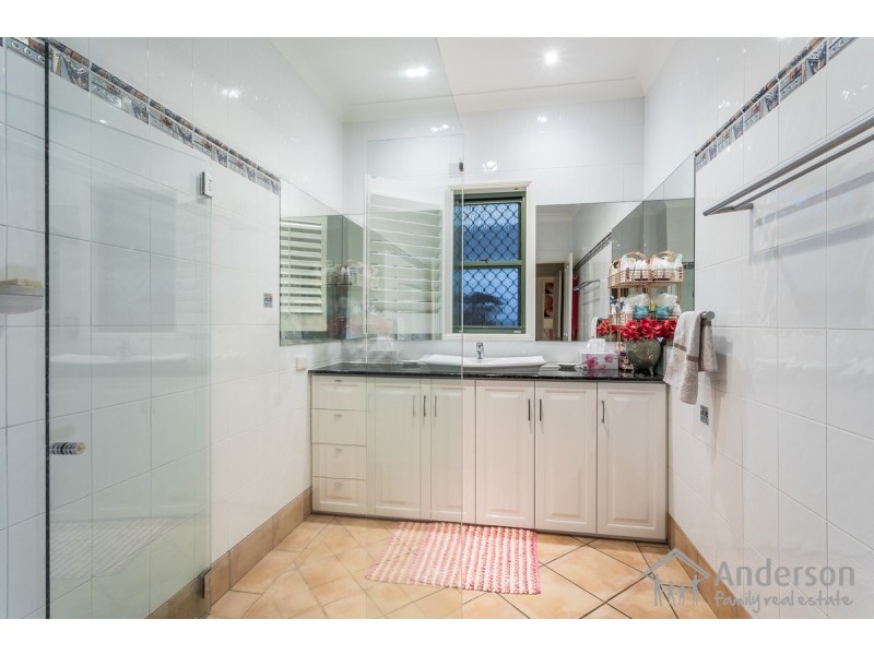 39 Donkin Street, Scarborough QLD 4020