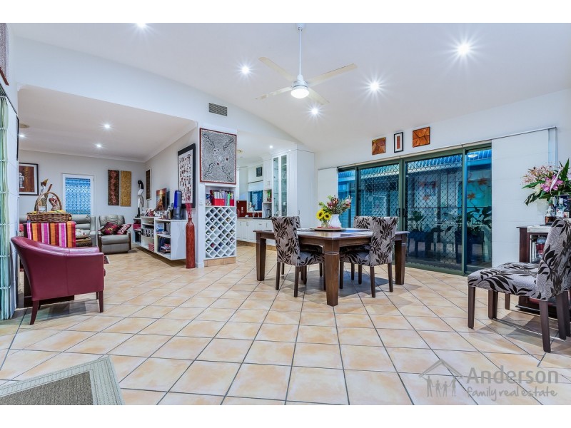 39 Donkin Street, Scarborough QLD 4020