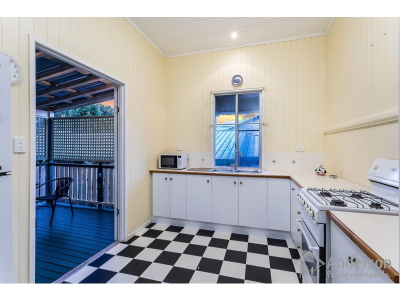 14 Todd Street, Shorncliffe QLD 4017