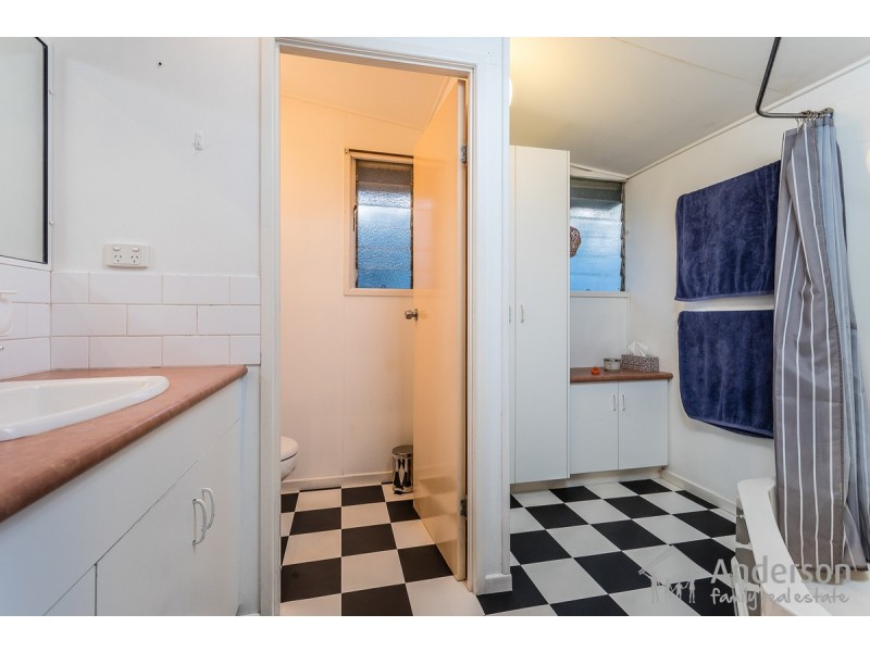 14 Todd Street, Shorncliffe QLD 4017