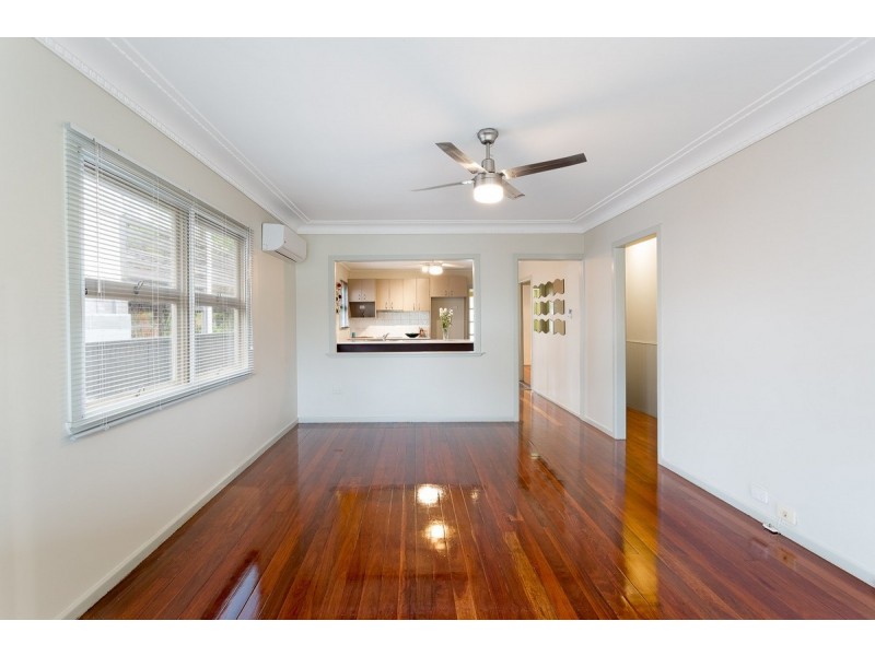 19 Campbell Street, Scarborough QLD 4020