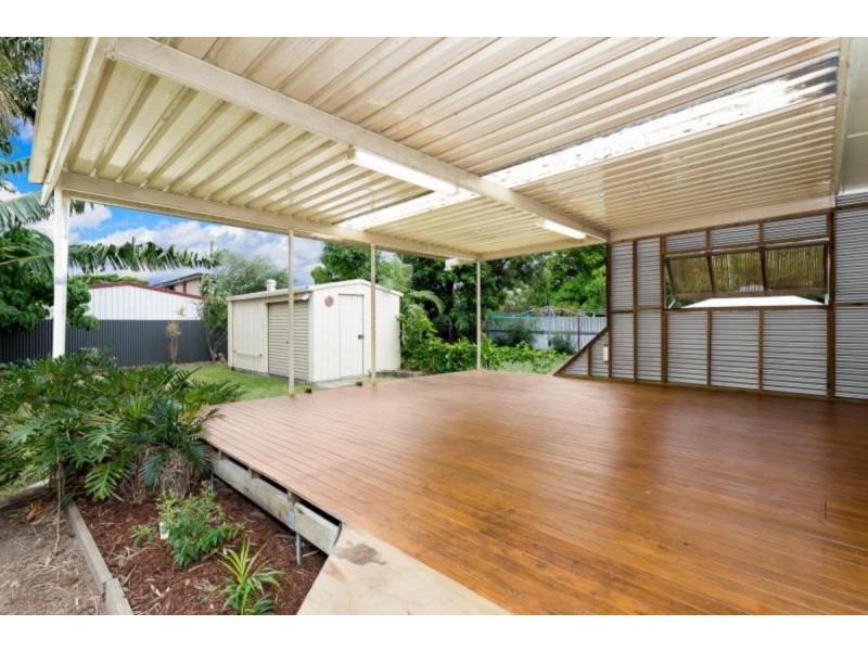 19 Campbell Street, Scarborough QLD 4020