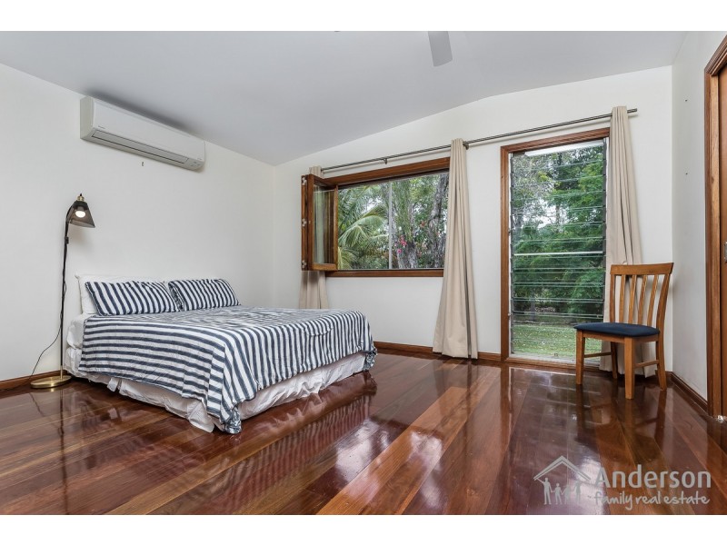 10A Kate Street, Shorncliffe QLD 4017