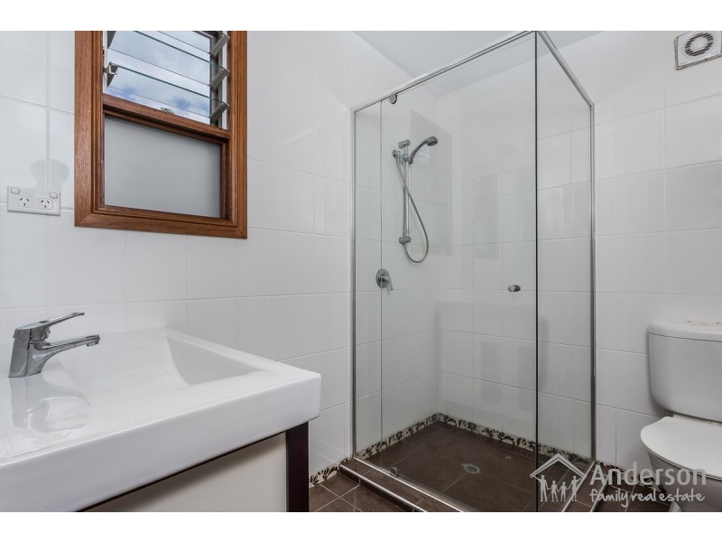 10A Kate Street, Shorncliffe QLD 4017