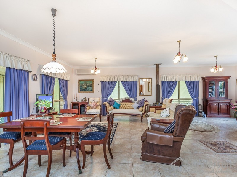 26 Lynanda Court, Caboolture QLD 4510