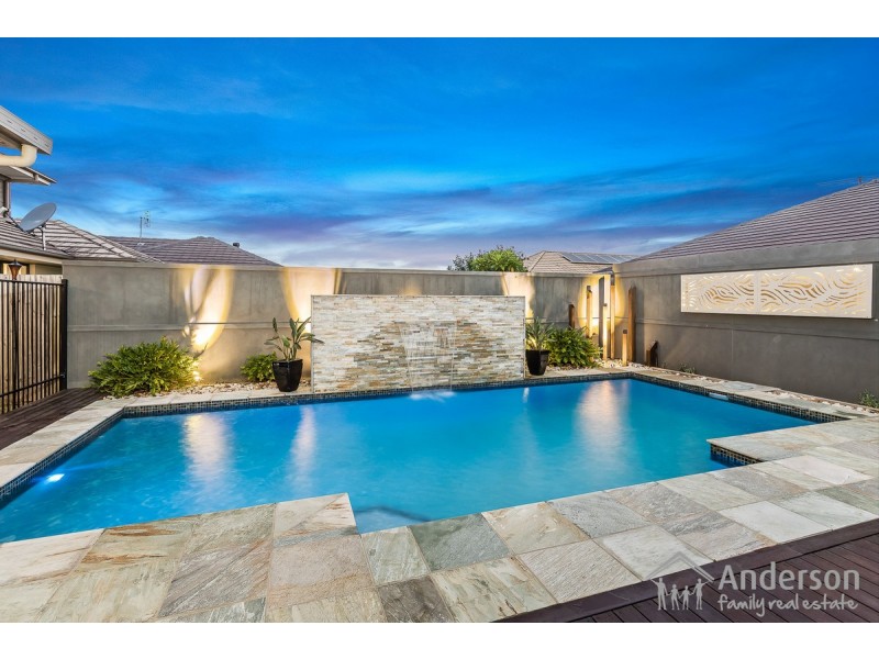 19 Troon Street, North Lakes QLD 4509