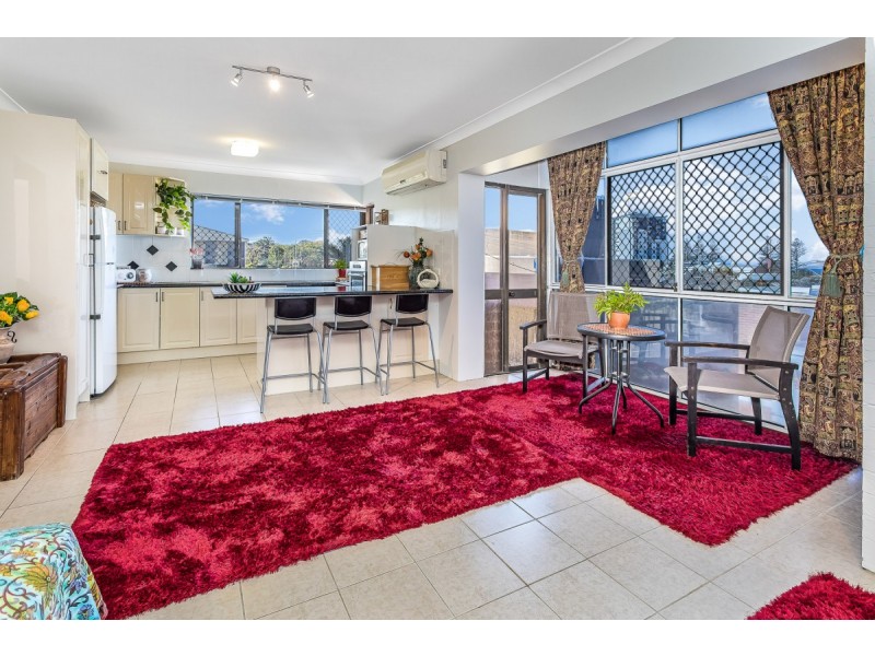 4/17 Downs Street, Redcliffe QLD 4020