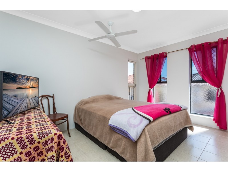 4/17 Downs Street, Redcliffe QLD 4020
