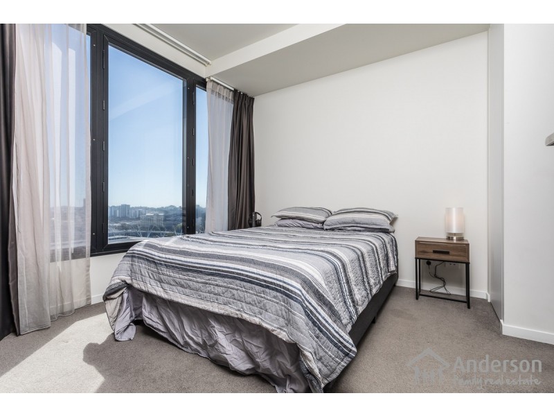 2006/77 Grey Street, South Brisbane QLD 4101